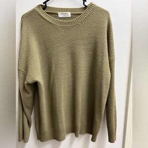 Zenana classic sweater size large